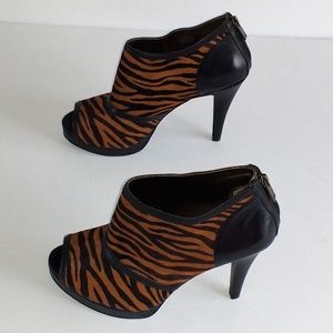 *Reba leather/cow hair fur booties 8.5 M